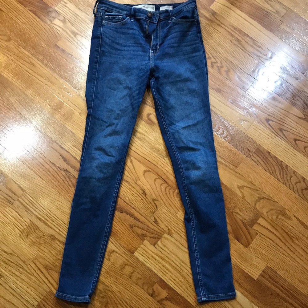 Hollister jeans -dark wash size 1